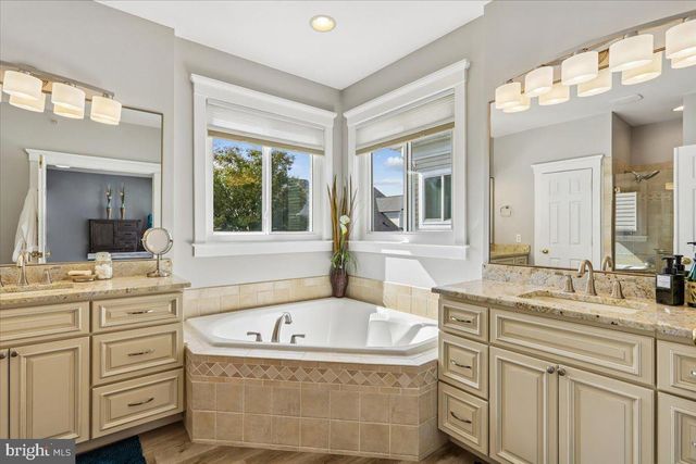 8958 JUNCO CT, Gainesville, VA 20155