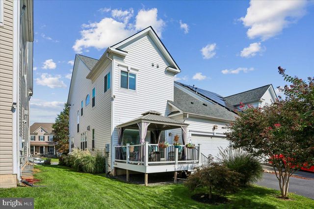 8958 JUNCO CT, Gainesville, VA 20155