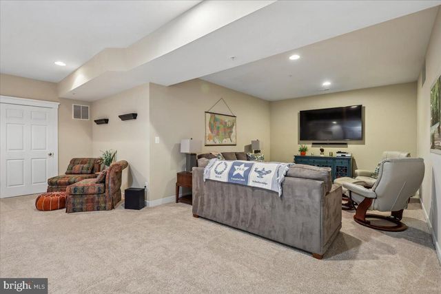 8958 JUNCO CT, Gainesville, VA 20155