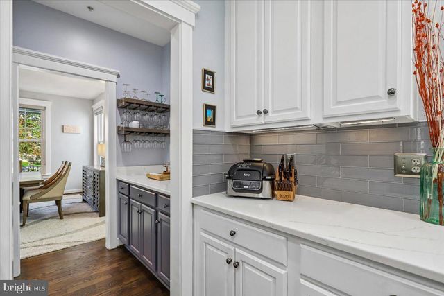 8958 JUNCO CT, Gainesville, VA 20155