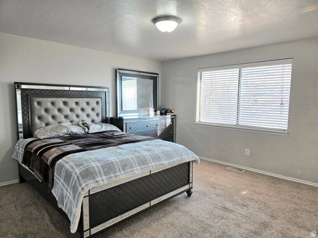 Image 17 of property listing at 631 W MAIN ST, Wellington, UT 84542