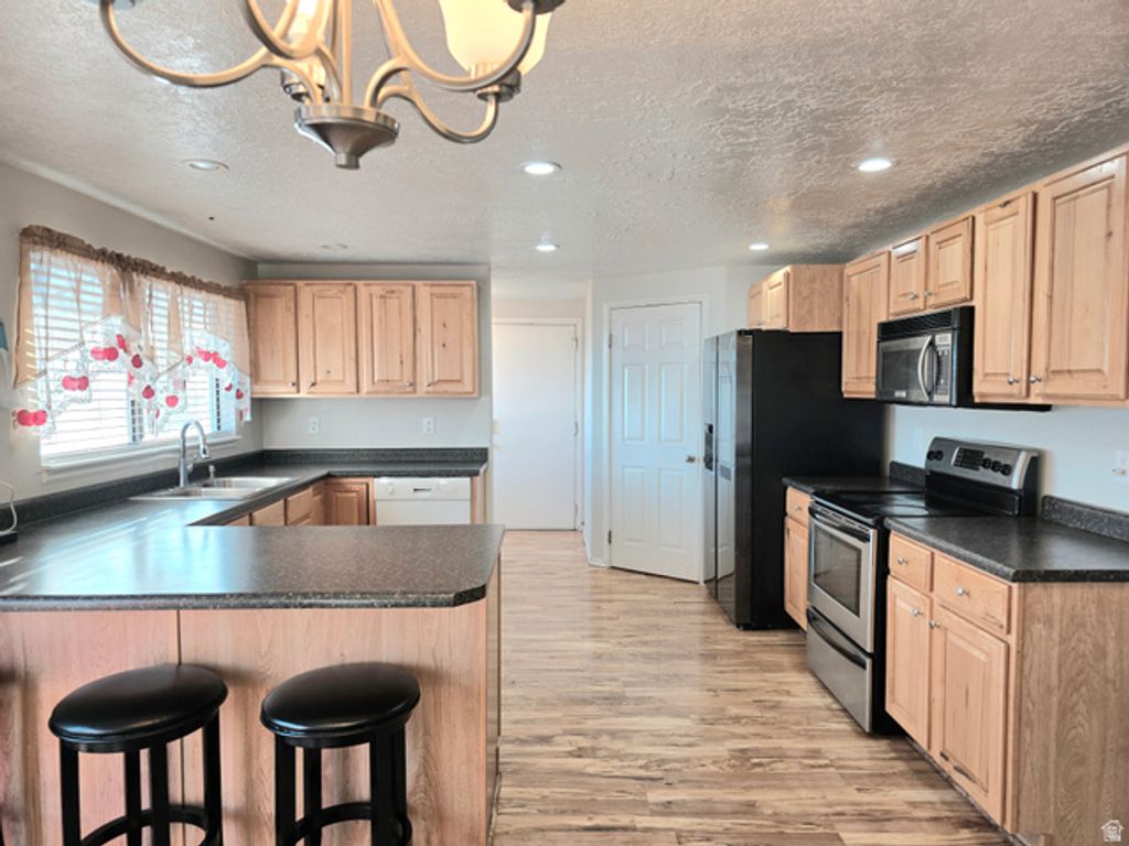 Image 6 of property listing at 631 W MAIN ST, Wellington, UT 84542