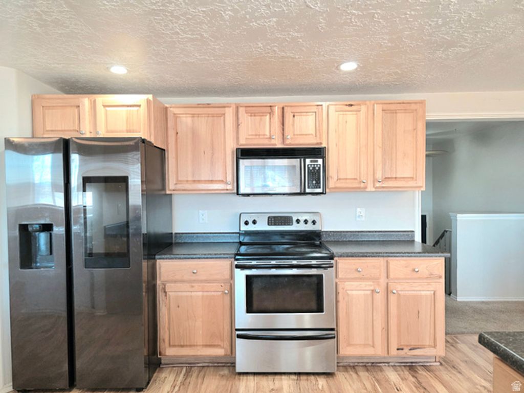 Image 8 of property listing at 631 W MAIN ST, Wellington, UT 84542