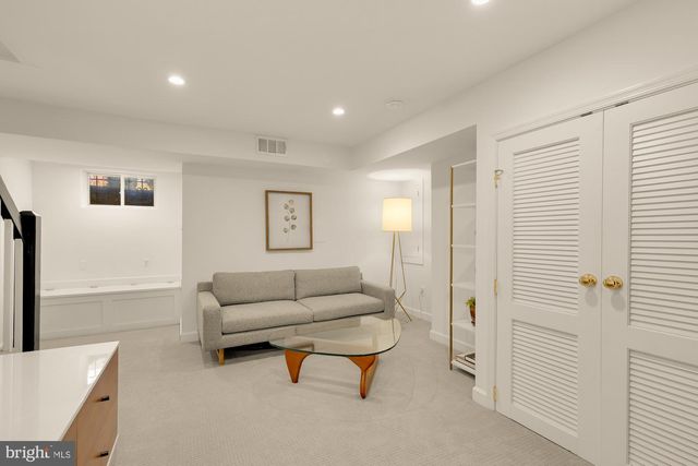 709 S ROYAL ST, Alexandria, VA 22314