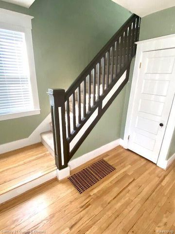 702 S Altadena Avenue, Royal Oak, MI 48067