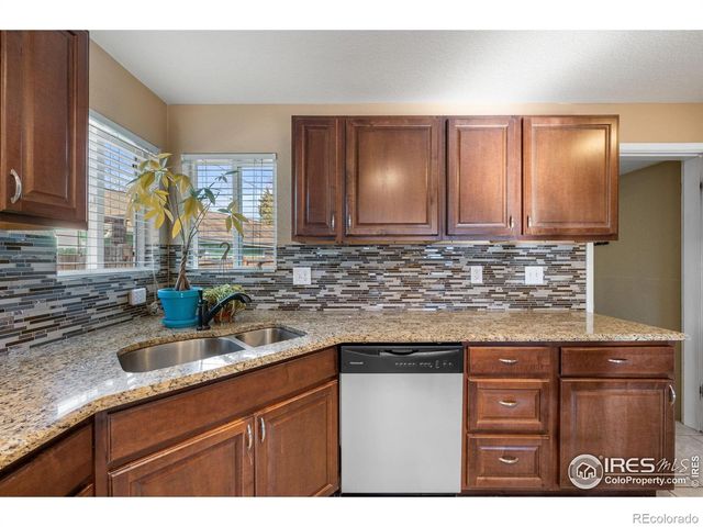 136 E 5th Avenue, Longmont, CO 80504