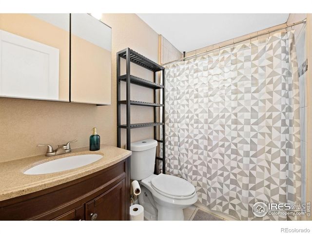 136 E 5th Avenue, Longmont, CO 80504