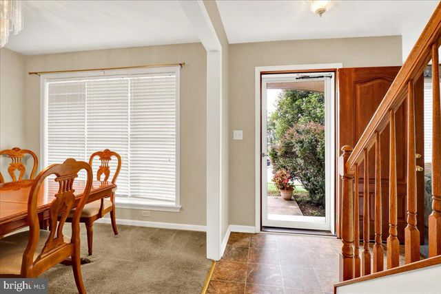 74 APPLE BLOSSOM DR, Lancaster, PA 17602