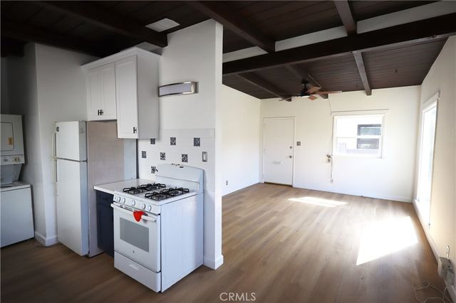 429 28th St., Hermosa Beach, CA 90254