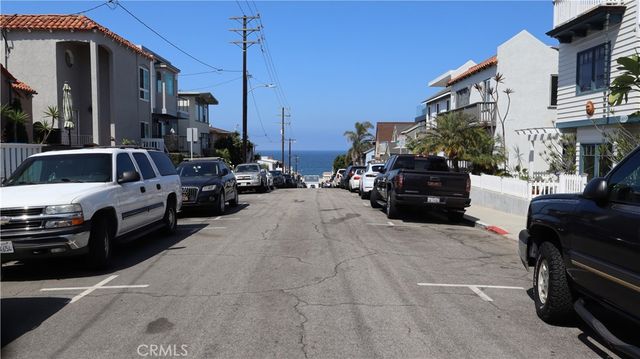 429 28th St., Hermosa Beach, CA 90254