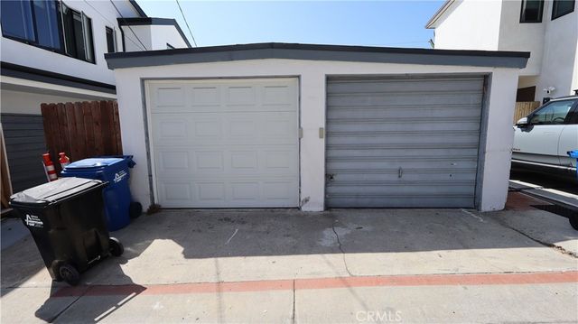 429 28th St., Hermosa Beach, CA 90254