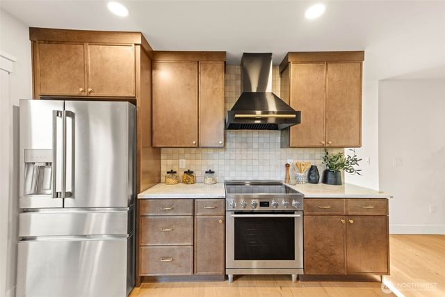 1013 NW 80th Street, Seattle, WA 98117