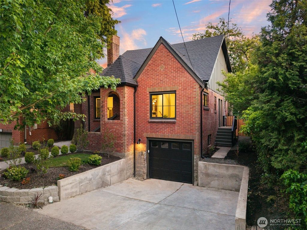 1013 NW 80th Street, Seattle, WA 98117