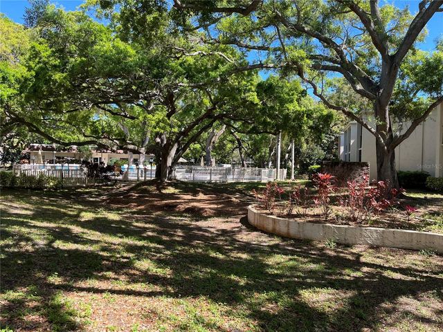 870 VIRGINIA STREET 111, Dunedin, FL 34698