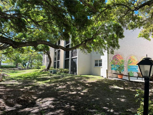 870 VIRGINIA STREET 111, Dunedin, FL 34698