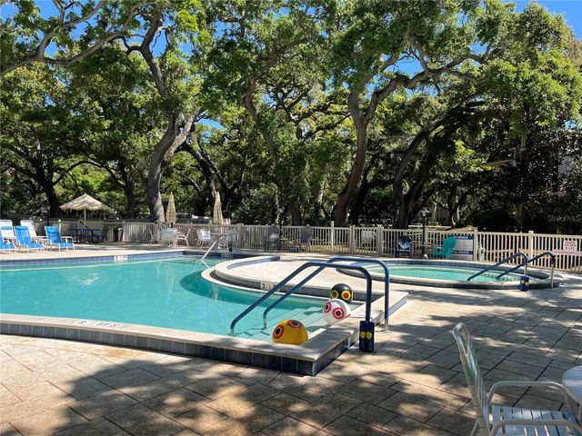 870 VIRGINIA STREET 111, Dunedin, FL 34698