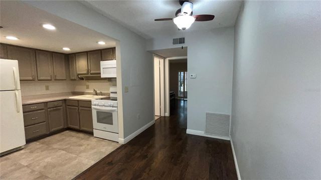 870 VIRGINIA STREET 111, Dunedin, FL 34698