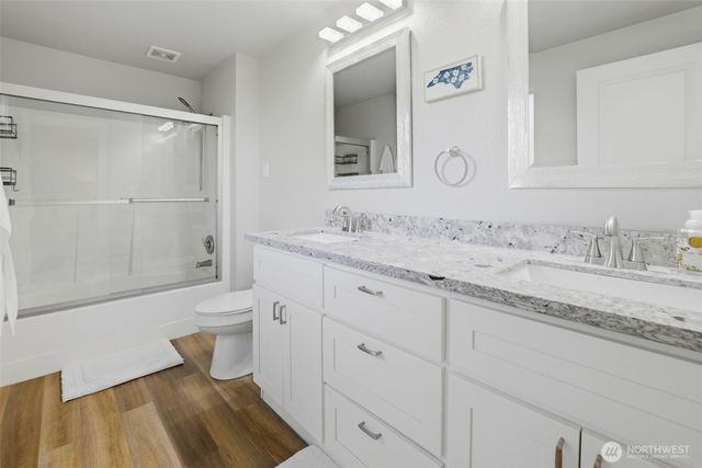 3231 N Narrows Drive, Tacoma, WA 98407