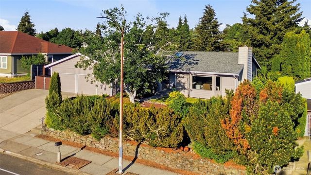 3231 N Narrows Drive, Tacoma, WA 98407