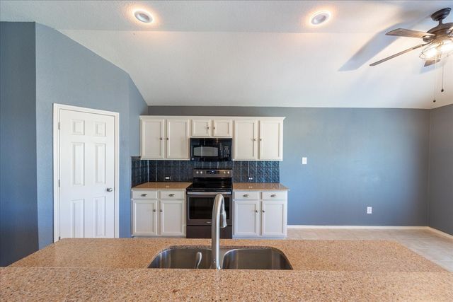 10356 Bradshaw Drive, Fort Worth, TX 76108
