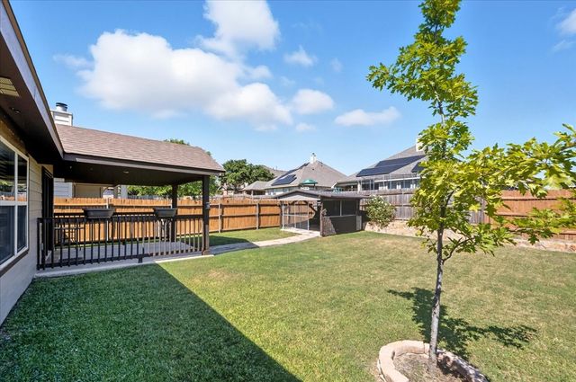 10356 Bradshaw Drive, Fort Worth, TX 76108