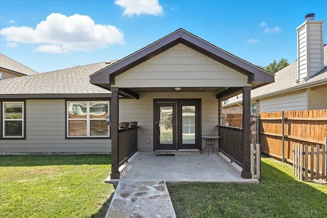 10356 Bradshaw Drive, Fort Worth, TX 76108