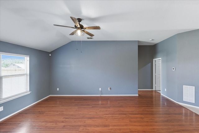 10356 Bradshaw Drive, Fort Worth, TX 76108