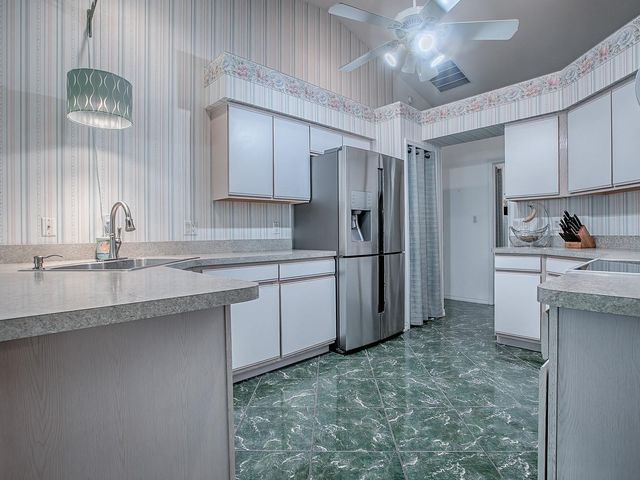 25348 CRESTWATER DRIVE, Leesburg, FL 34748