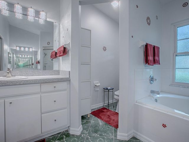 25348 CRESTWATER DRIVE, Leesburg, FL 34748