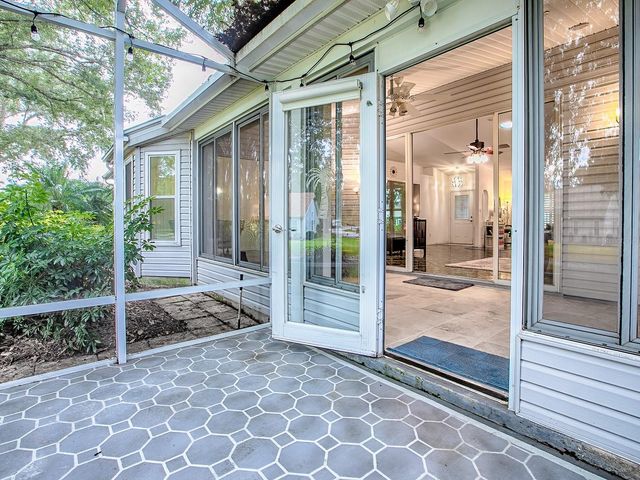 25348 CRESTWATER DRIVE, Leesburg, FL 34748