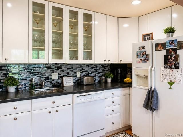332 Richard Court, Pomona, NY 10970