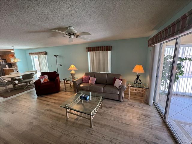 616 ENCONTO STREET, Lady Lake, FL 32159