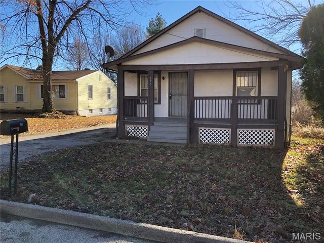 10301 Renfrew Drive, Riverview, MO 63137