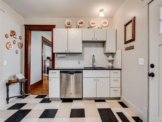 623 E Warner Avenue, Guthrie, OK 73044