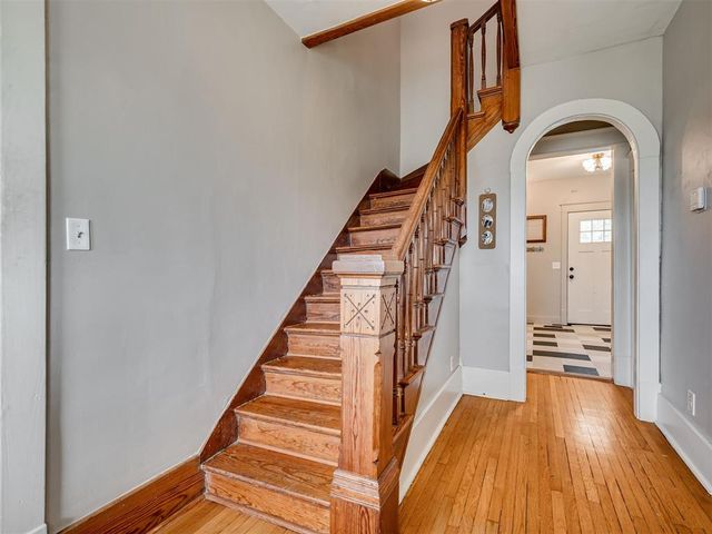 623 E Warner Avenue, Guthrie, OK 73044