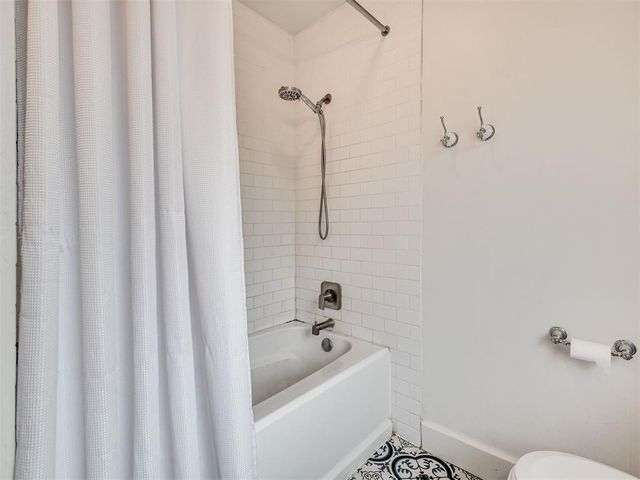 623 E Warner Avenue, Guthrie, OK 73044