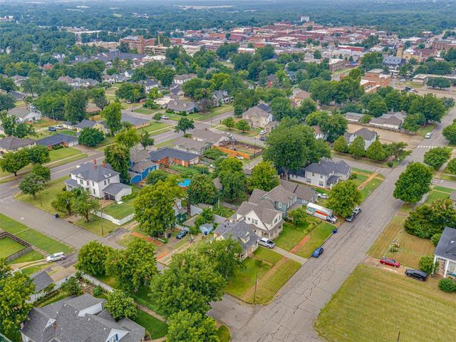 623 E Warner Avenue, Guthrie, OK 73044