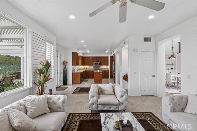 988 Spyglass Place, Placentia, CA 92870