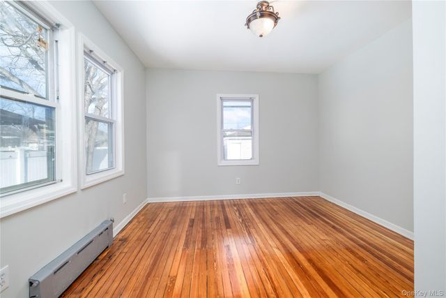 101 Harris Avenue, Freeport, NY 11520