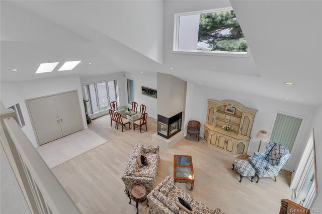 6 Gerriet Court, Northport, NY 11768