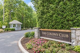 6 Gerriet Court, Northport, NY 11768