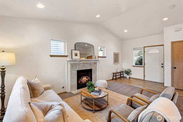 6931 6933 Sacramento Street SW, Lakewood, WA 98499