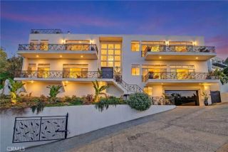 3952 Oakfield Drive, Sherman Oaks, CA 91423