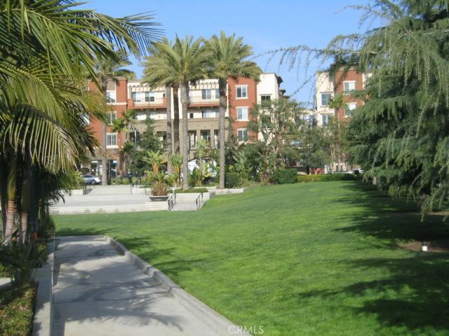 6020 Seabluff Drive 402, Playa Vista, CA 90094