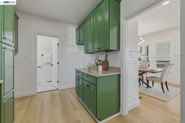 1726 Eagle Ave, Alameda, CA 94501