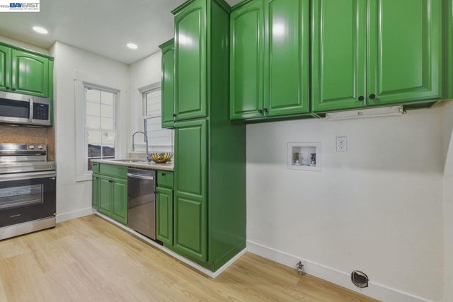1726 Eagle Ave, Alameda, CA 94501