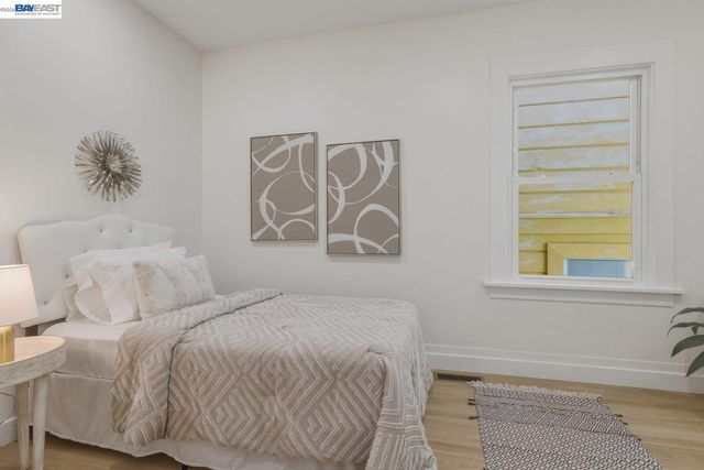 1726 Eagle Ave, Alameda, CA 94501
