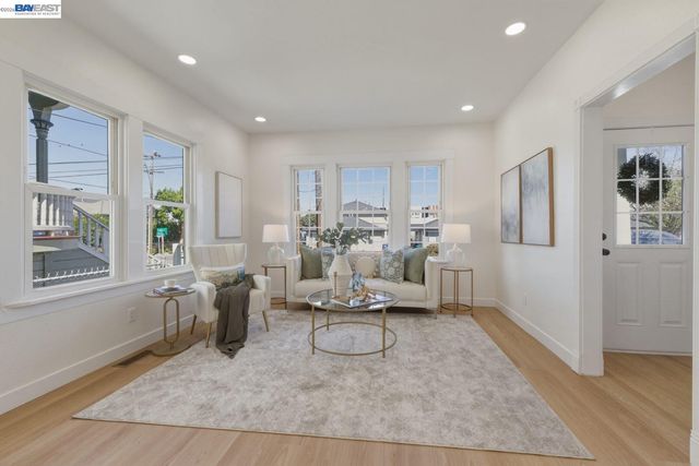 1726 Eagle Ave, Alameda, CA 94501