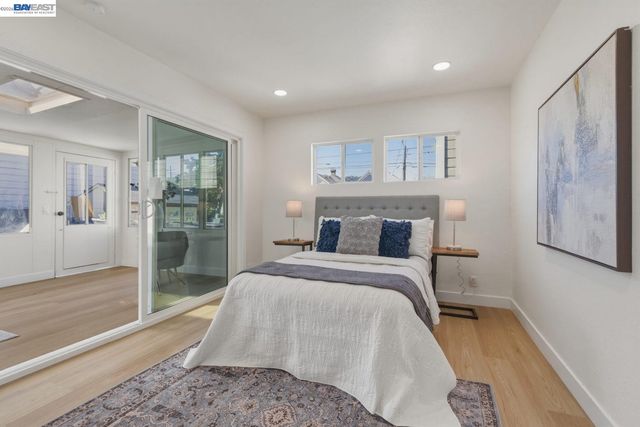 1726 Eagle Ave, Alameda, CA 94501