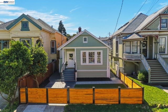 1726 Eagle Ave, Alameda, CA 94501